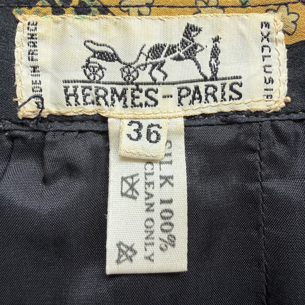 Vintage Hermes Paris Silk Pleated Skirt Red Navy Equestrian Scarf Print 36 - Picture 3 of 7